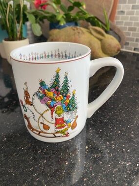 Williams Sonoma Dr. Seuss Grinch Stole Christmas Mug 2020